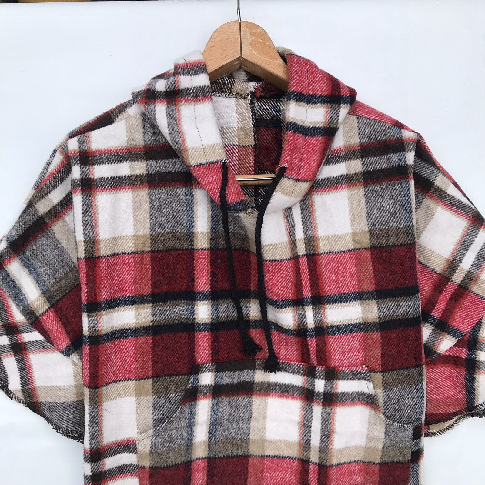 Handmade Japan Traditional Wear Red Tartan Cashmere Cloak Hoodies Size US M / EU 48-50 / 2 - 3 Thumbnail