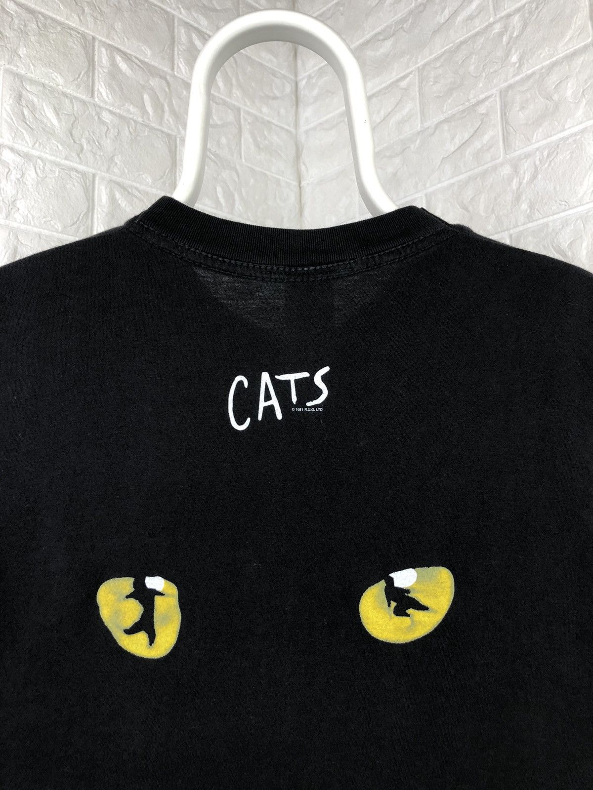 Other × Vintage Vintage Cats 1981 Theatre T-shirt Size US S / EU 44-46 / 1 - 4 Thumbnail