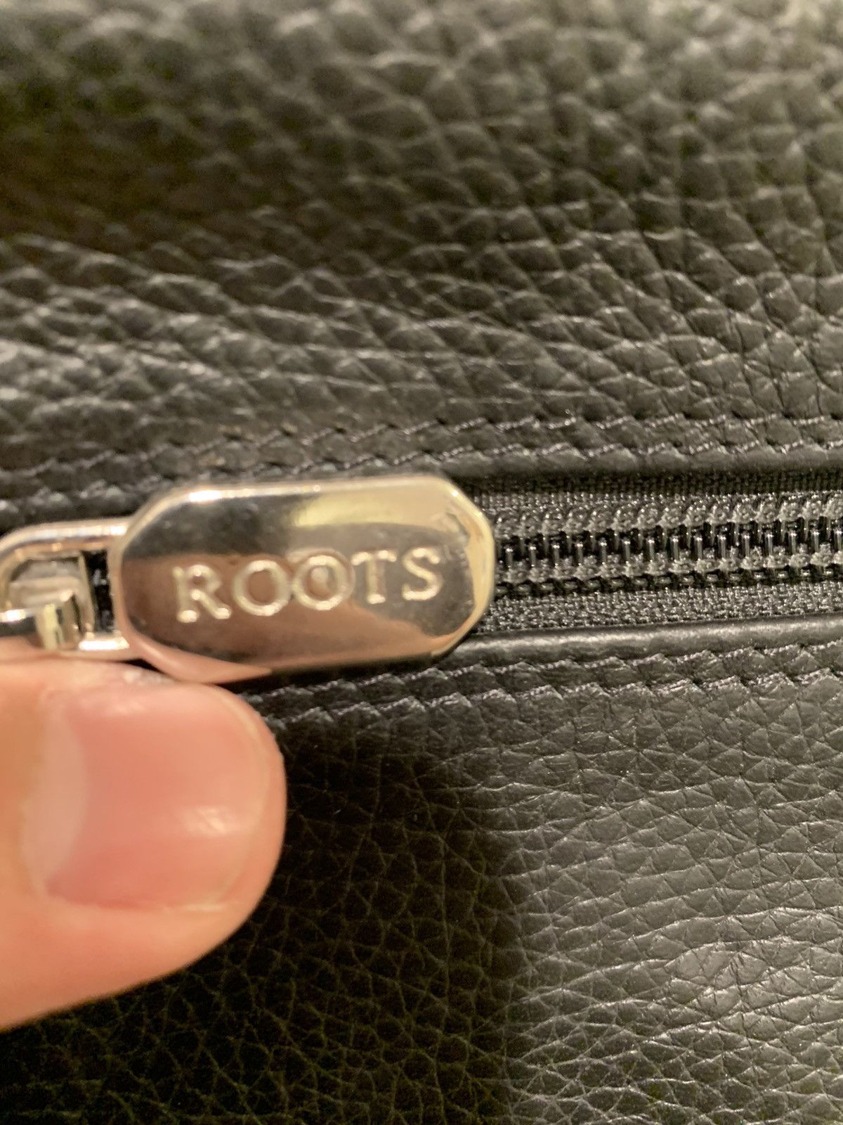 Roots Roots leather Messenger Bag Grailed