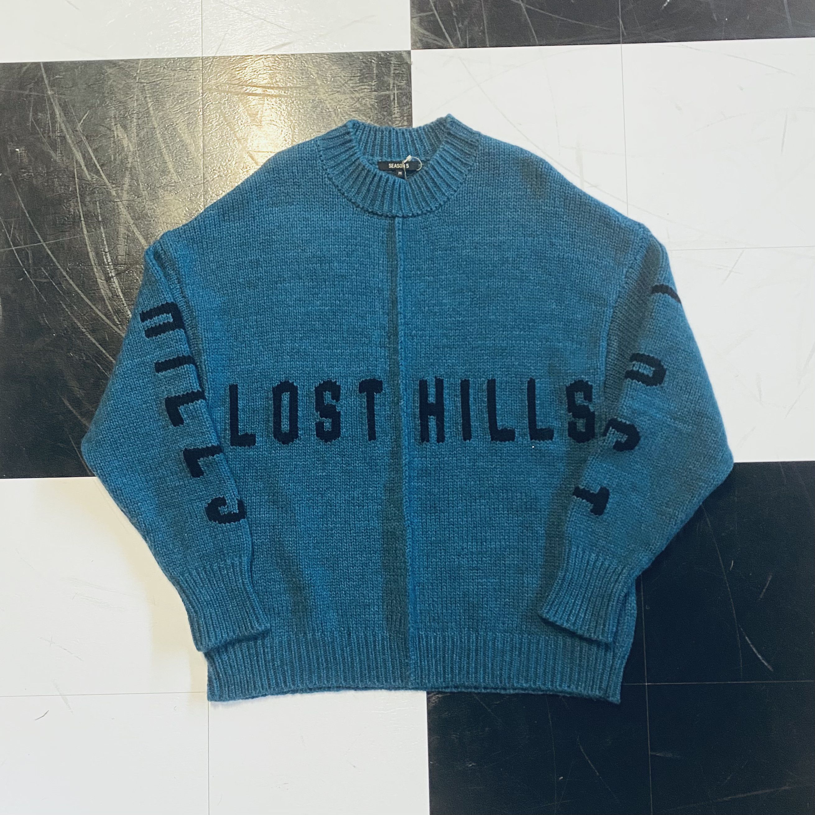 Yeezy Lost Hills | Grailed