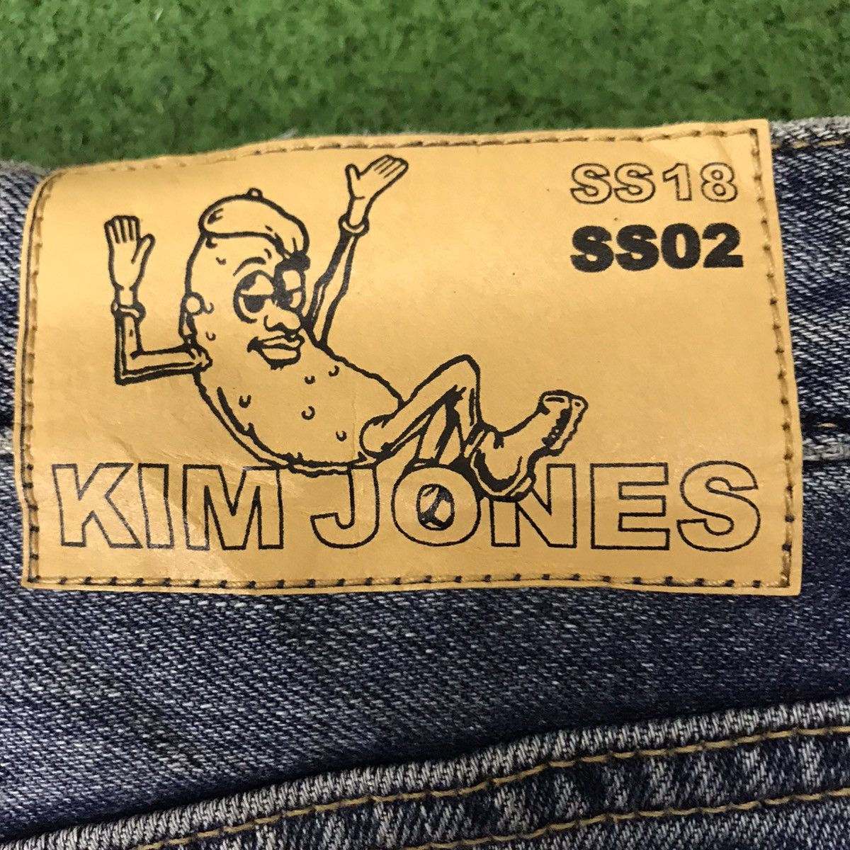 Kim Jones Kim Jones Denim Jeans ‘EDGE OF THE LOOKING CLASS’ Size US 36 / EU 52 - 21 Thumbnail