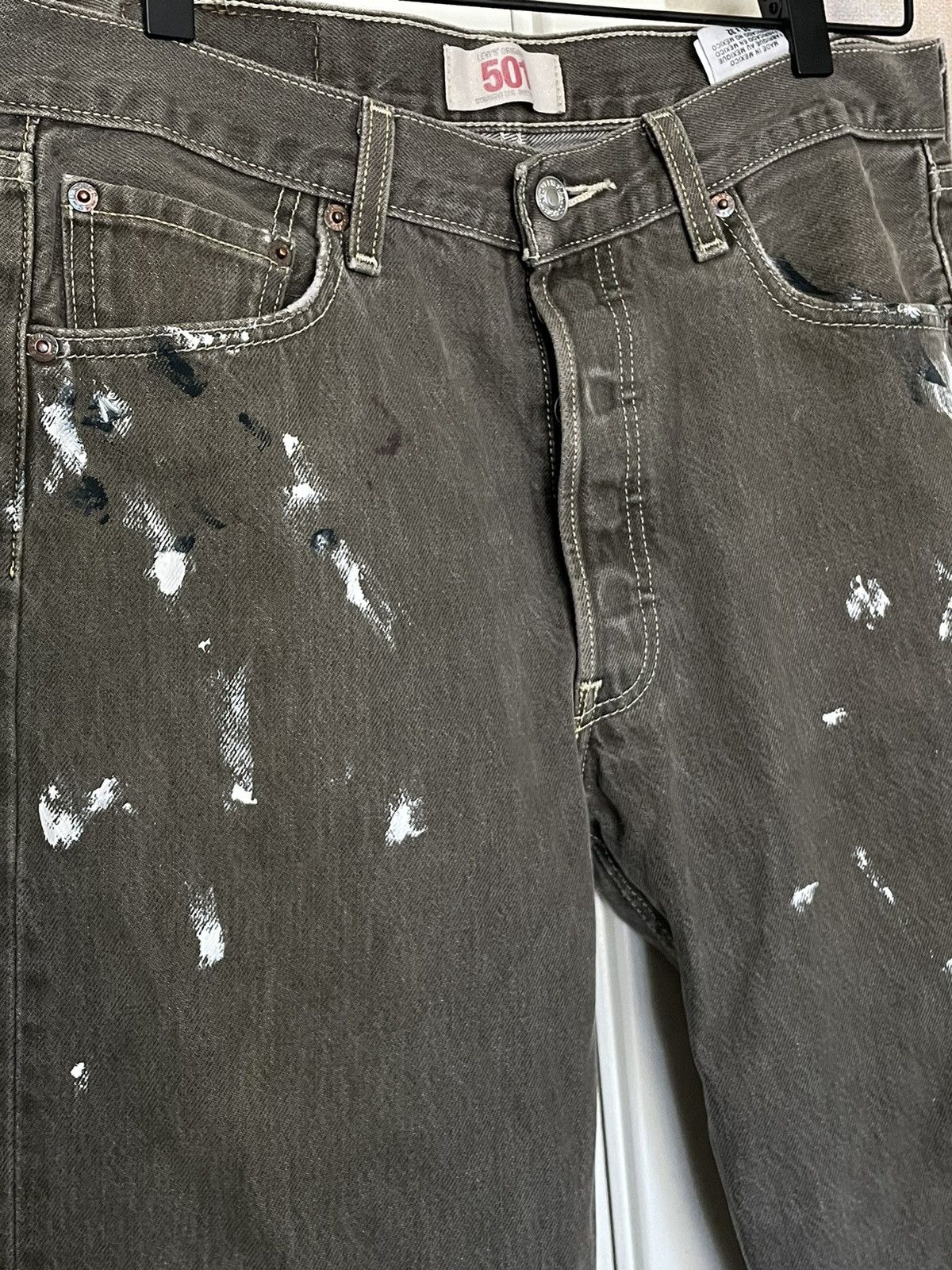 Levi's Vintage Released Hem 501’s Size US 30 / EU 46 - 2 Thumbnail