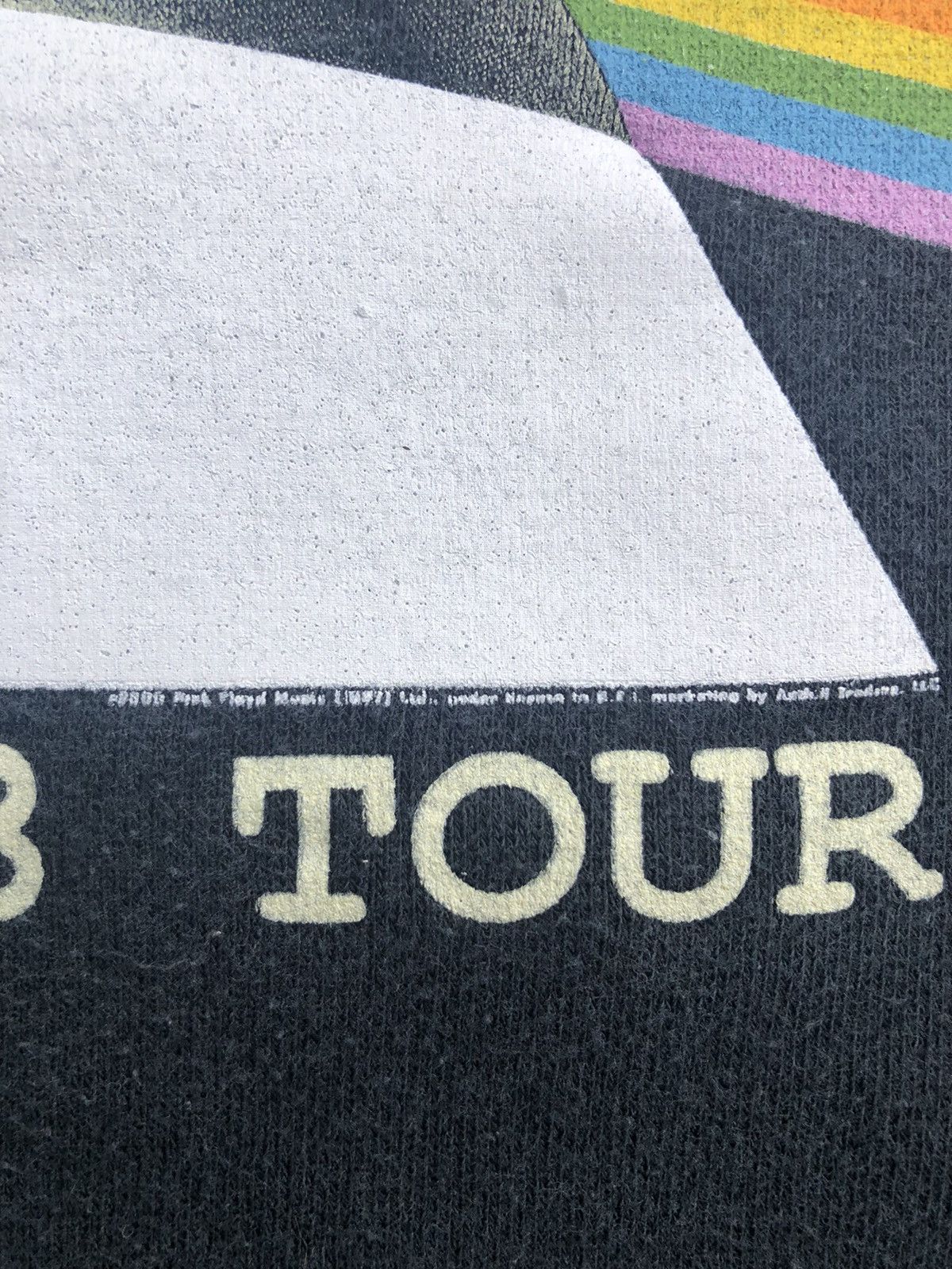 Band Tees Vtg 1999 Pink Floyd Dark Side of the Moon pullover hoodie Size US L / EU 52-54 / 3 - 3 Thumbnail
