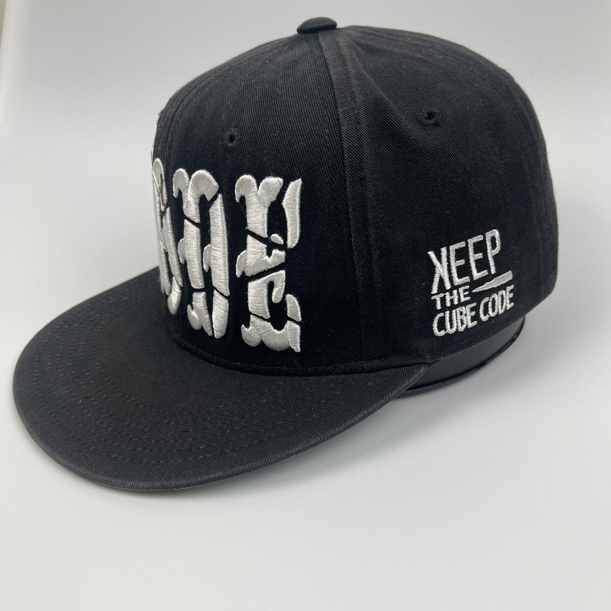 Michel Klein Michel Klein Paris MODE snapback hat Size ONE SIZE - 3 Thumbnail