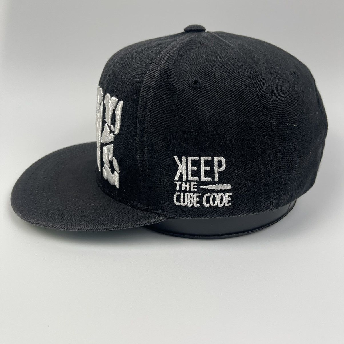 Michel Klein Michel Klein Paris MODE snapback hat Size ONE SIZE - 5 Thumbnail