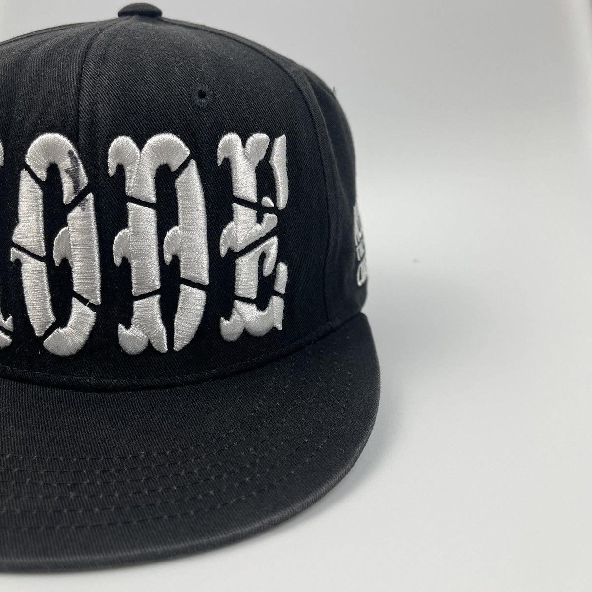 Michel Klein Michel Klein Paris MODE snapback hat Size ONE SIZE - 7 Thumbnail