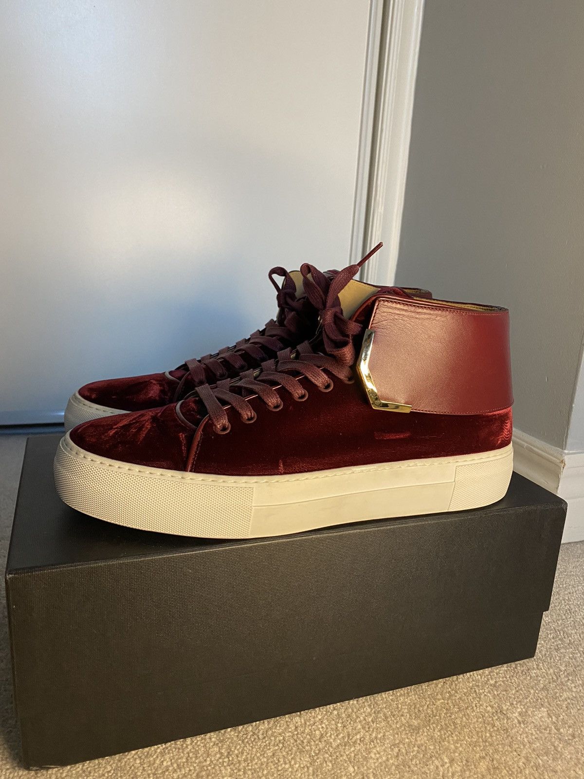 Buscemi Buscemi 90mm metal corner Velvet sneakers Grailed