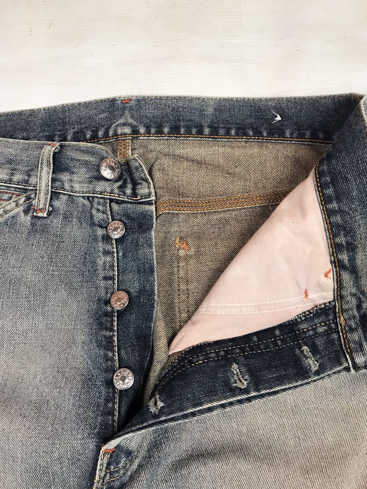 Diesel DIESEL extra side pocket distressed denim jeans Size US 29 - 11 Thumbnail