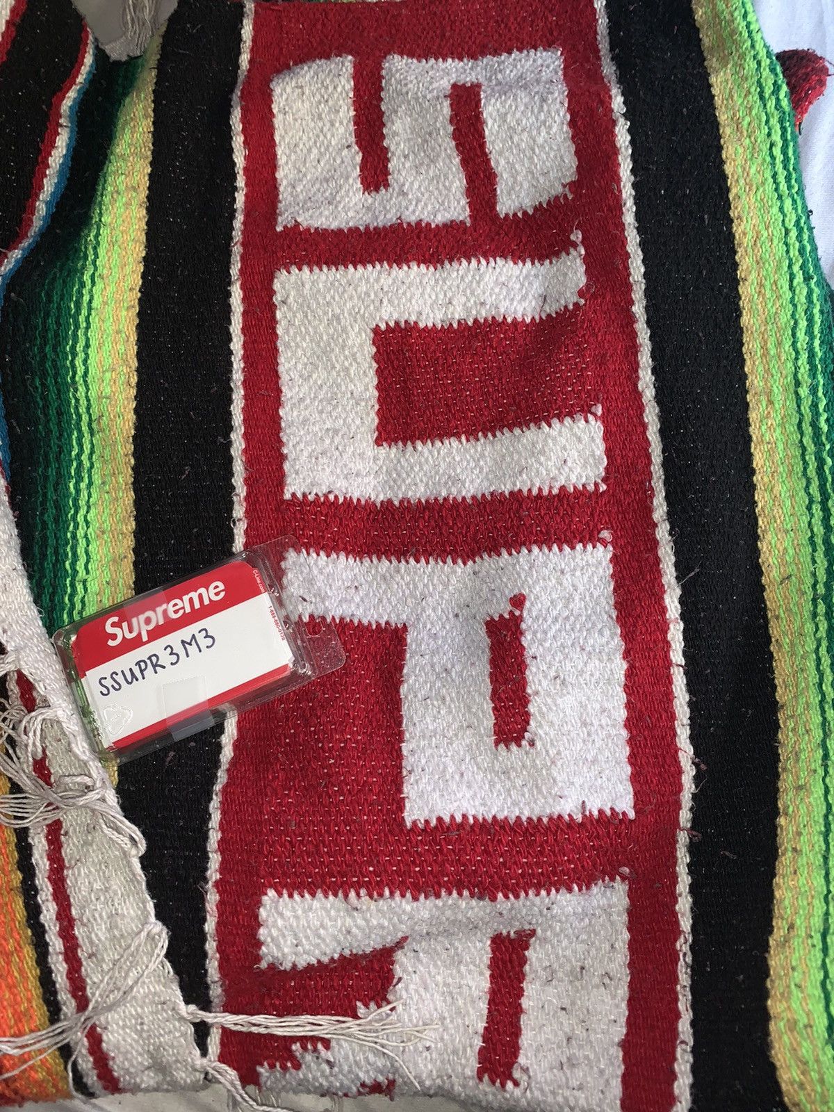 SUPREME SERAPE BLANKET Supreme Serape Blanket Multicolor . In