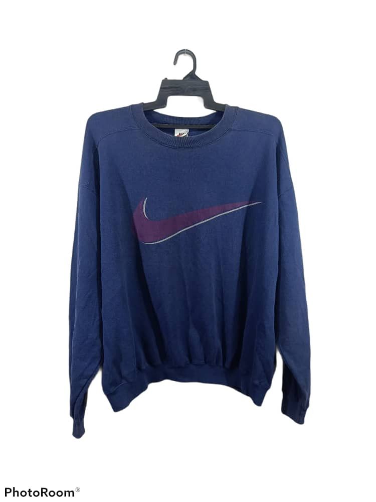 Vtg faded NIKE big swoosh sweatshirt