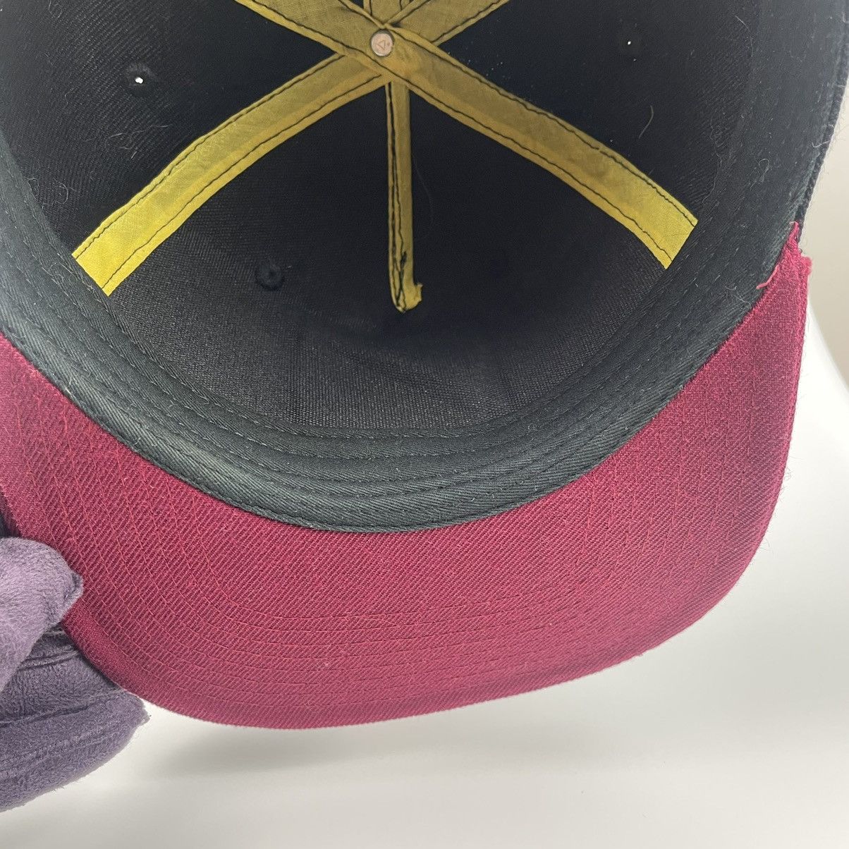 Seditionaries Harry Porter Gryffindor Snapback hat Size ONE SIZE - 15 Thumbnail
