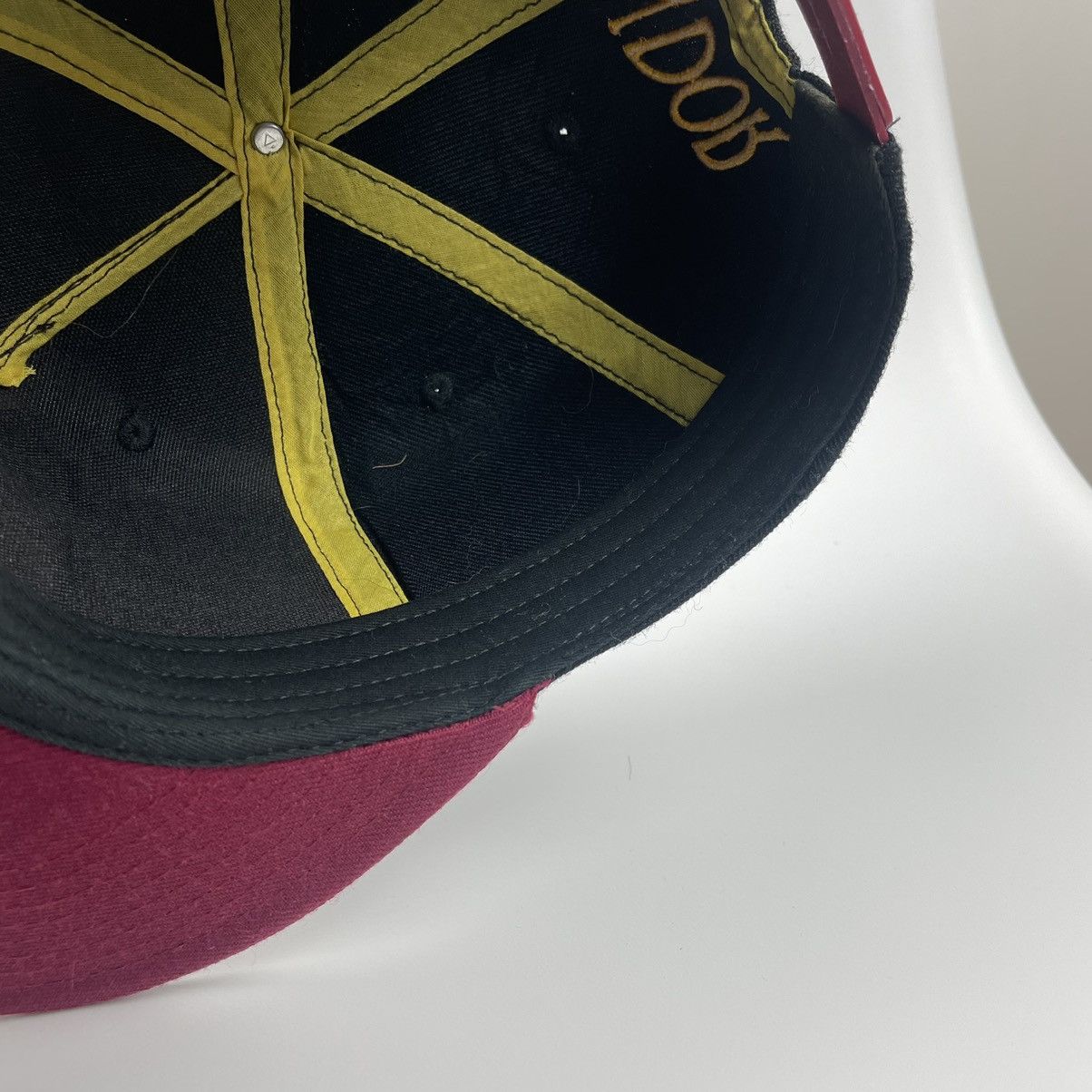 Seditionaries Harry Porter Gryffindor Snapback hat Size ONE SIZE - 16 Thumbnail