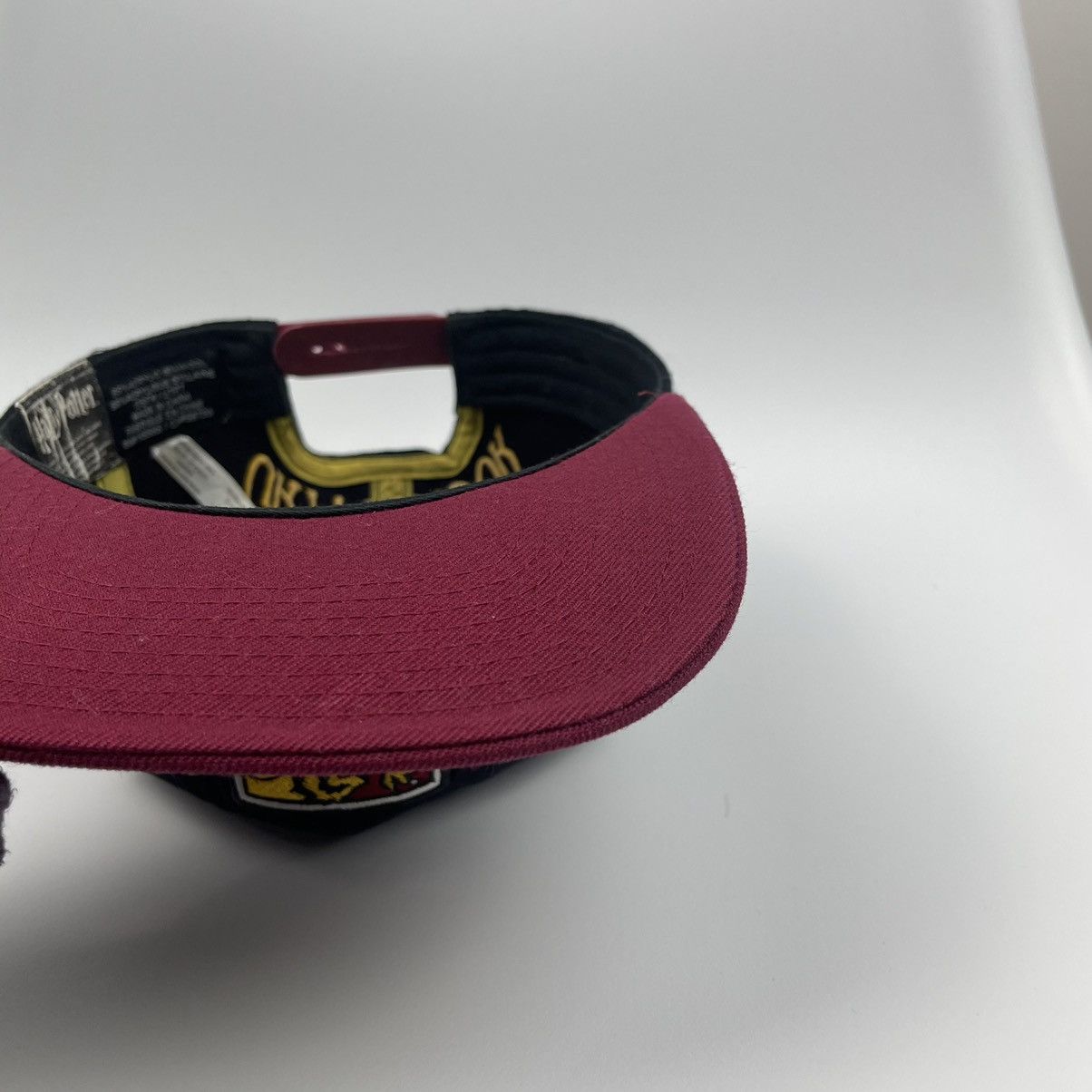 Seditionaries Harry Porter Gryffindor Snapback hat Size ONE SIZE - 13 Thumbnail