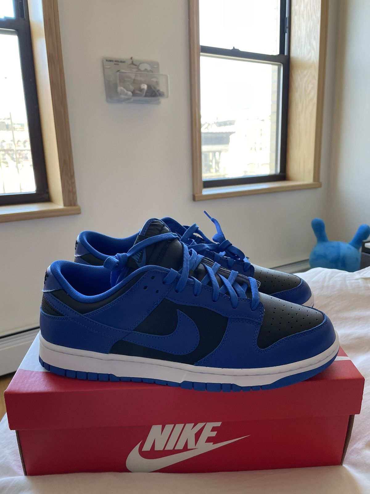 Nike Nike Dunk Low Hyper Cobalt DS Size US 11.5 / EU 44-45 - 2 Thumbnail