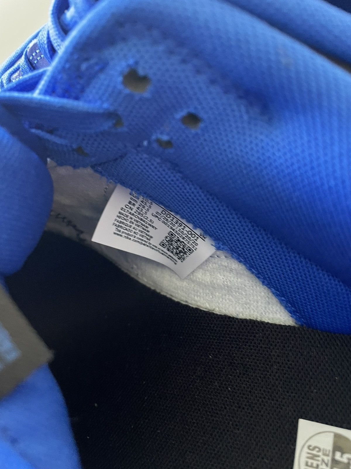 Nike Nike Dunk Low Hyper Cobalt DS Size US 11.5 / EU 44-45 - 7 Thumbnail