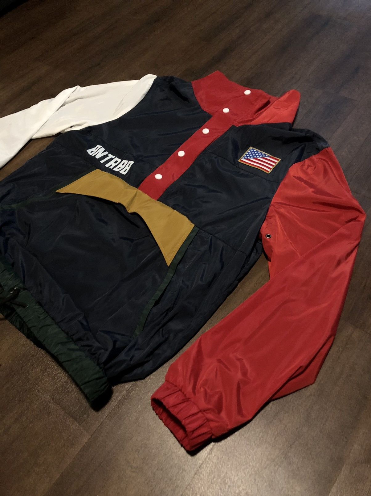 Entree Lifestyle RARE ENTREE LIFESTYLE MISUNDERSTOOD USA OLYMPIC WINDBREAKER Size US L / EU 52-54 / 3 - 3 Thumbnail