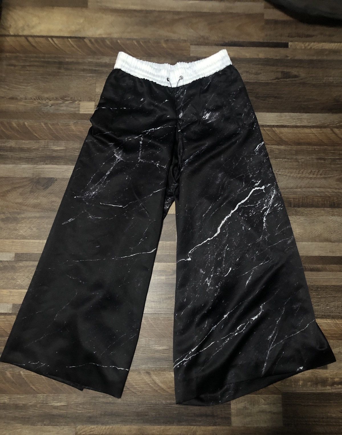 Fumito Ganryu Marble Print Wide Leg Trousers