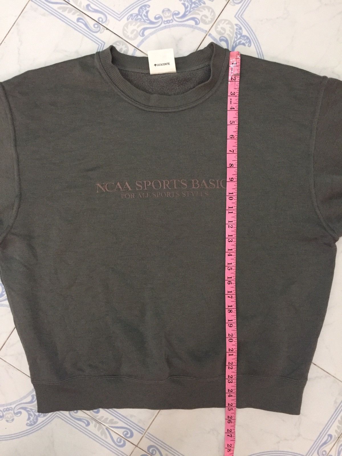 Descente × NCAA Embroidery NCAA SPORTS BASICS Sweatshirt Made in Japan Size US L / EU 52-54 / 3 - 15 Thumbnail