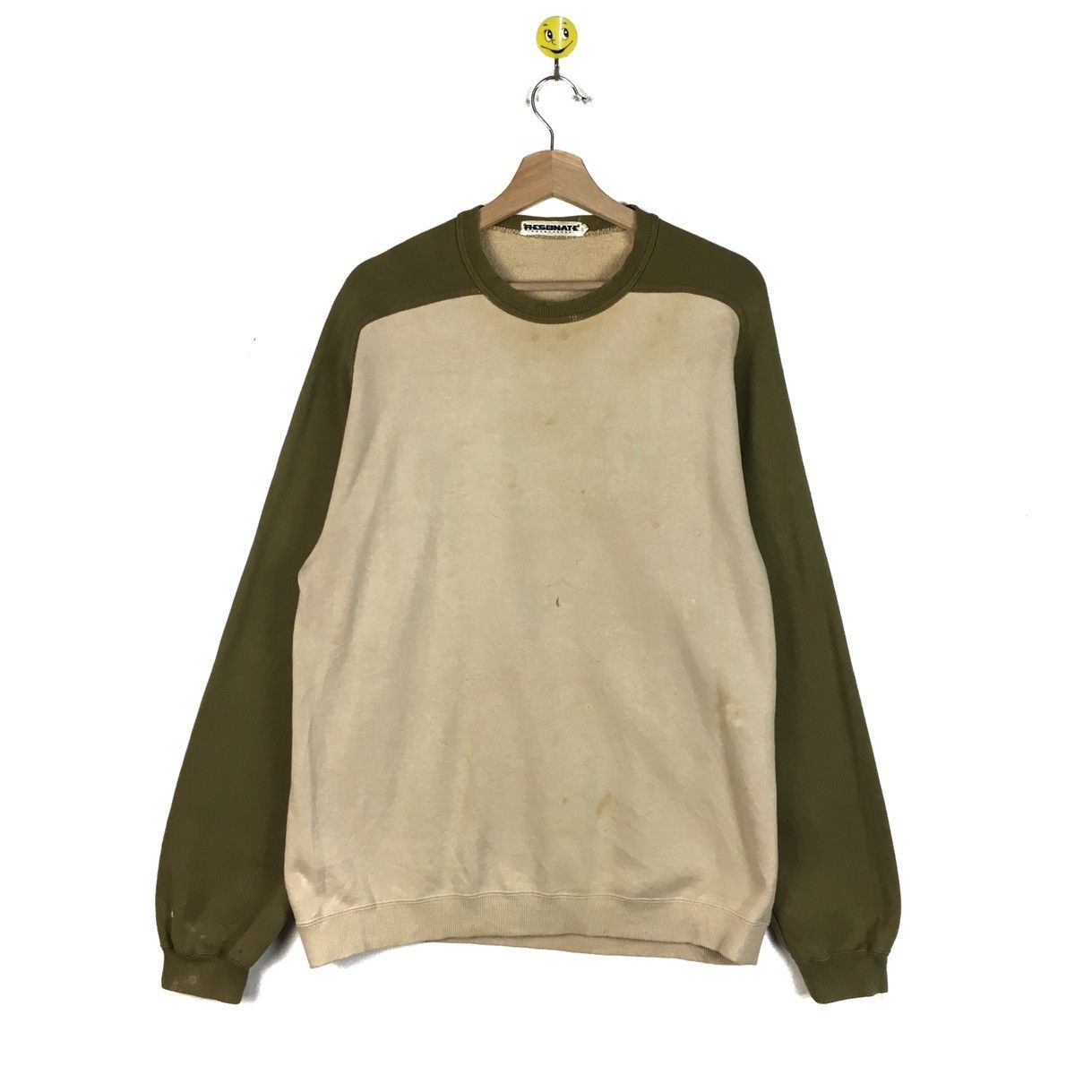 Resonate sweatshirt