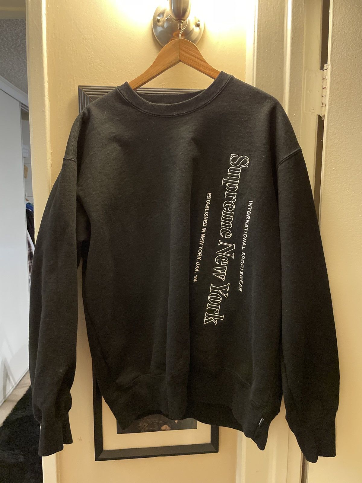 Supreme futura crewneck sweatshirt 黒 Supreme Futura Sweater Black Men's - SS24 - US