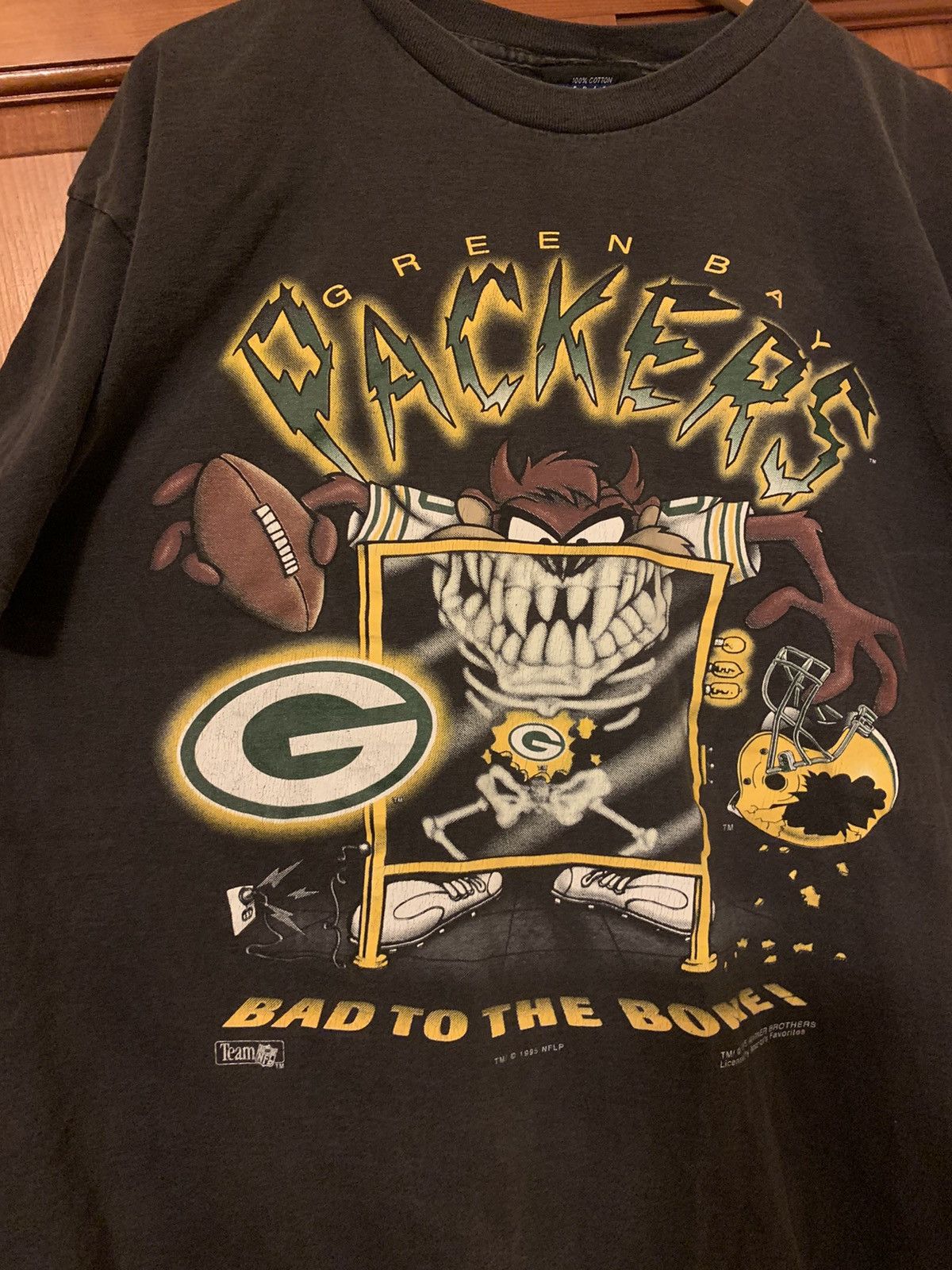 NFL × Vintage × Warner Bros *RARE* Vintage 1995 Taz Looney Tunes Green Bay Packers Shirt Size US XL / EU 56 / 4 - 2 Thumbnail