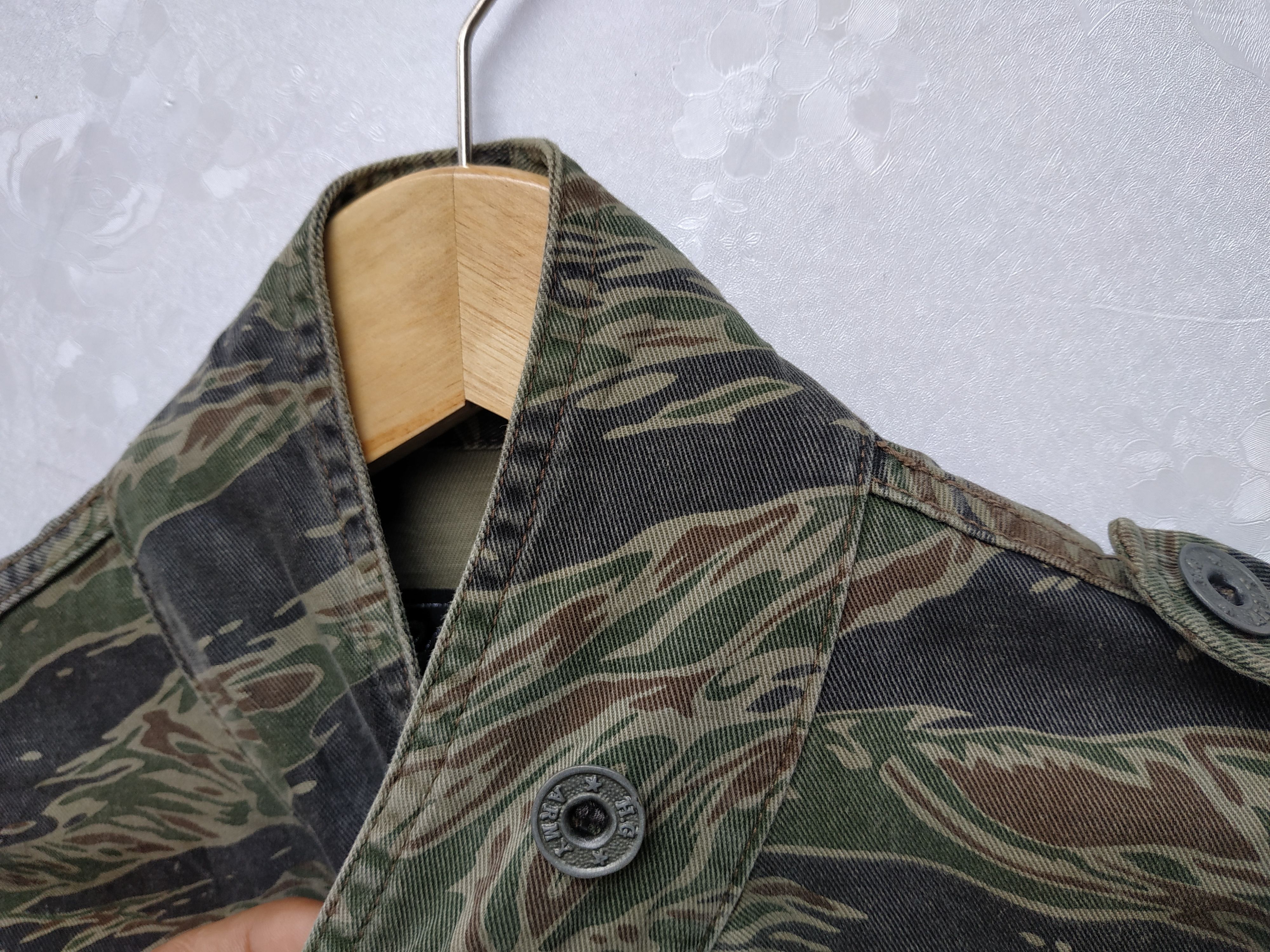 Hysteric Glamour Fit XS to S, Hysteric Glamour Tiger Camo Parka Size US S / EU 44-46 / 1 - 5 Thumbnail