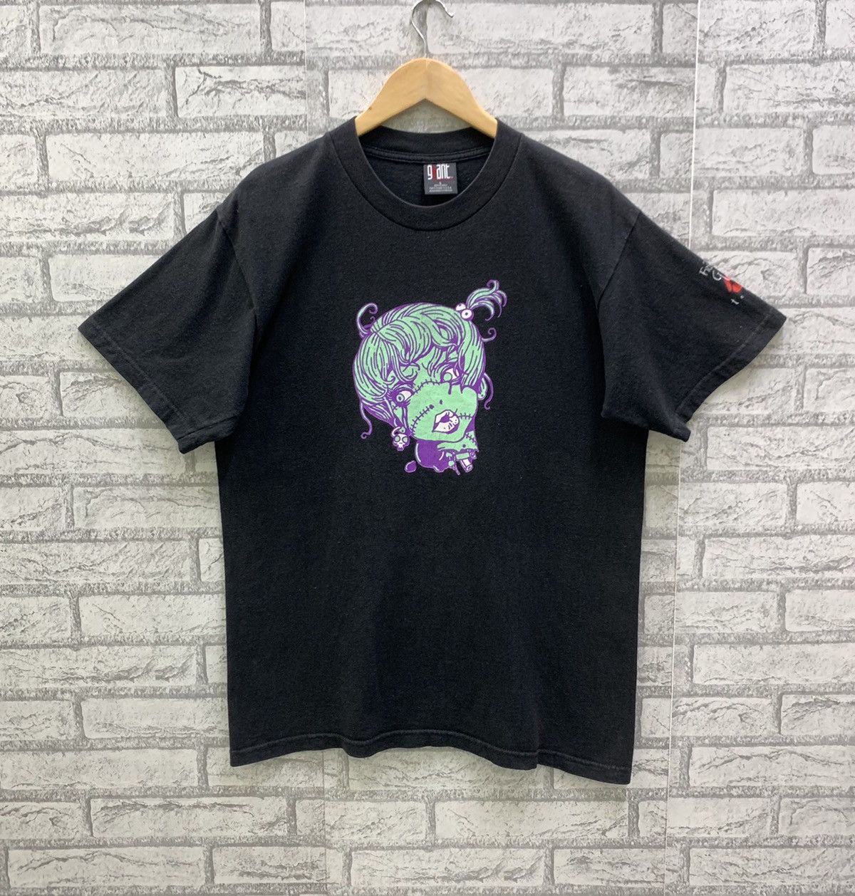 Vintage Vintage Artstorm Franken Girls Terra By Giant T-shirts Size US L / EU 52-54 / 3 - 1 Thumbnail