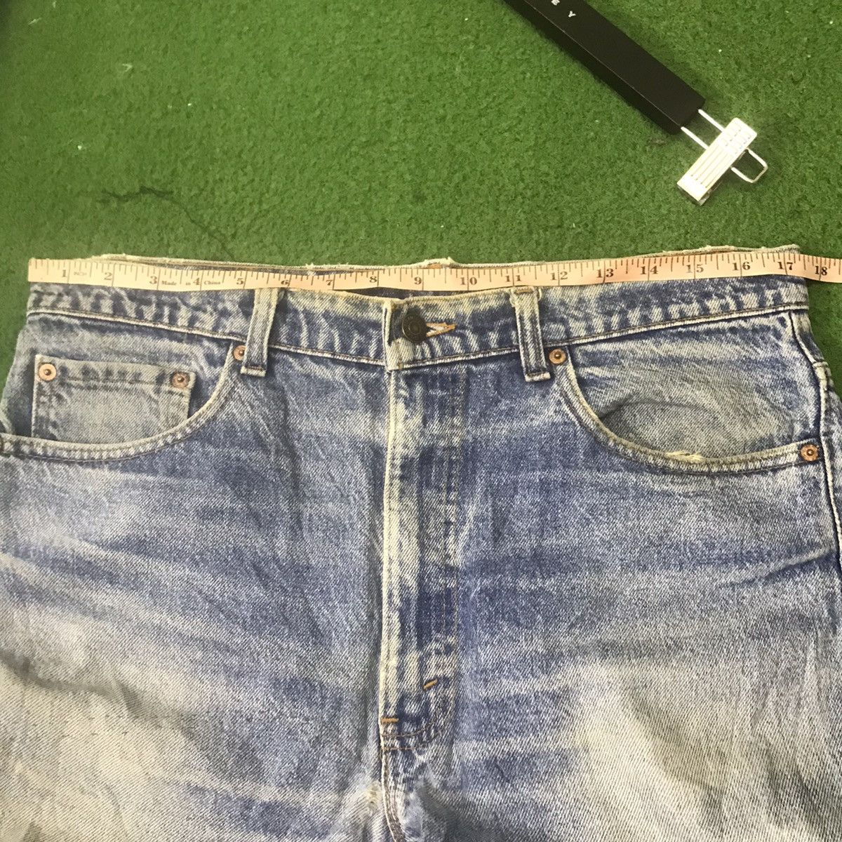 Levi's Vintage Levis 517 Flare Jeans Distressed USA Size US 35 - 19 Thumbnail