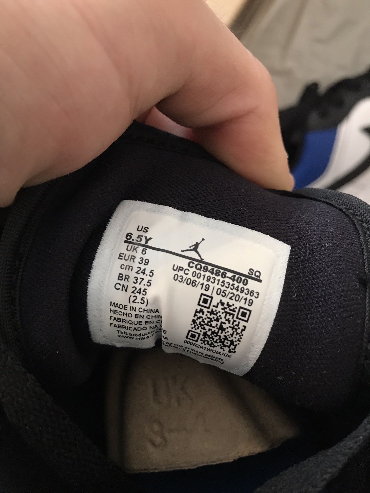 Jordan Brand Air Jordan 1 Low Royal Toe Size US 6.5 / EU 39-40 - 6 Thumbnail