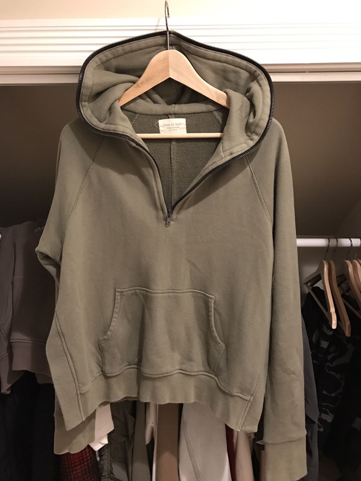 Fear of god third collection hoodie deals