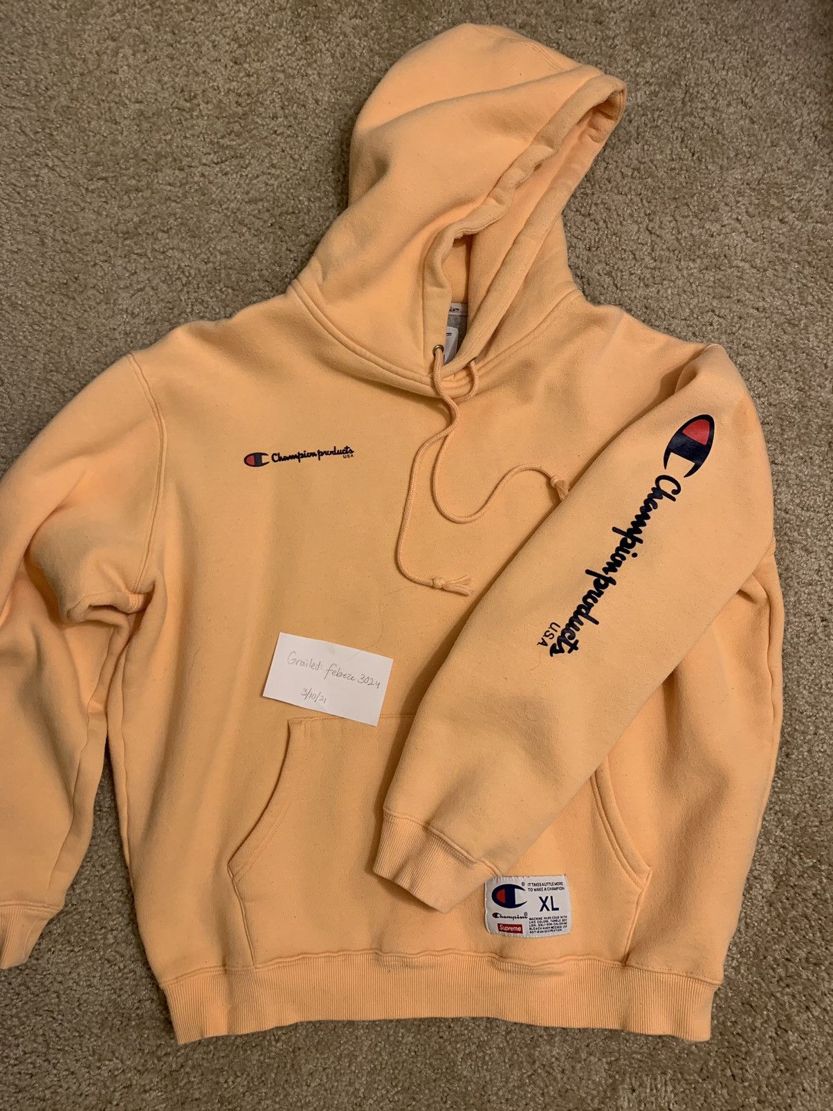 Supreme outlets Champion FW16 Hoodie Size Medium