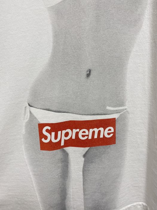 Supreme kate moss outlet 2004