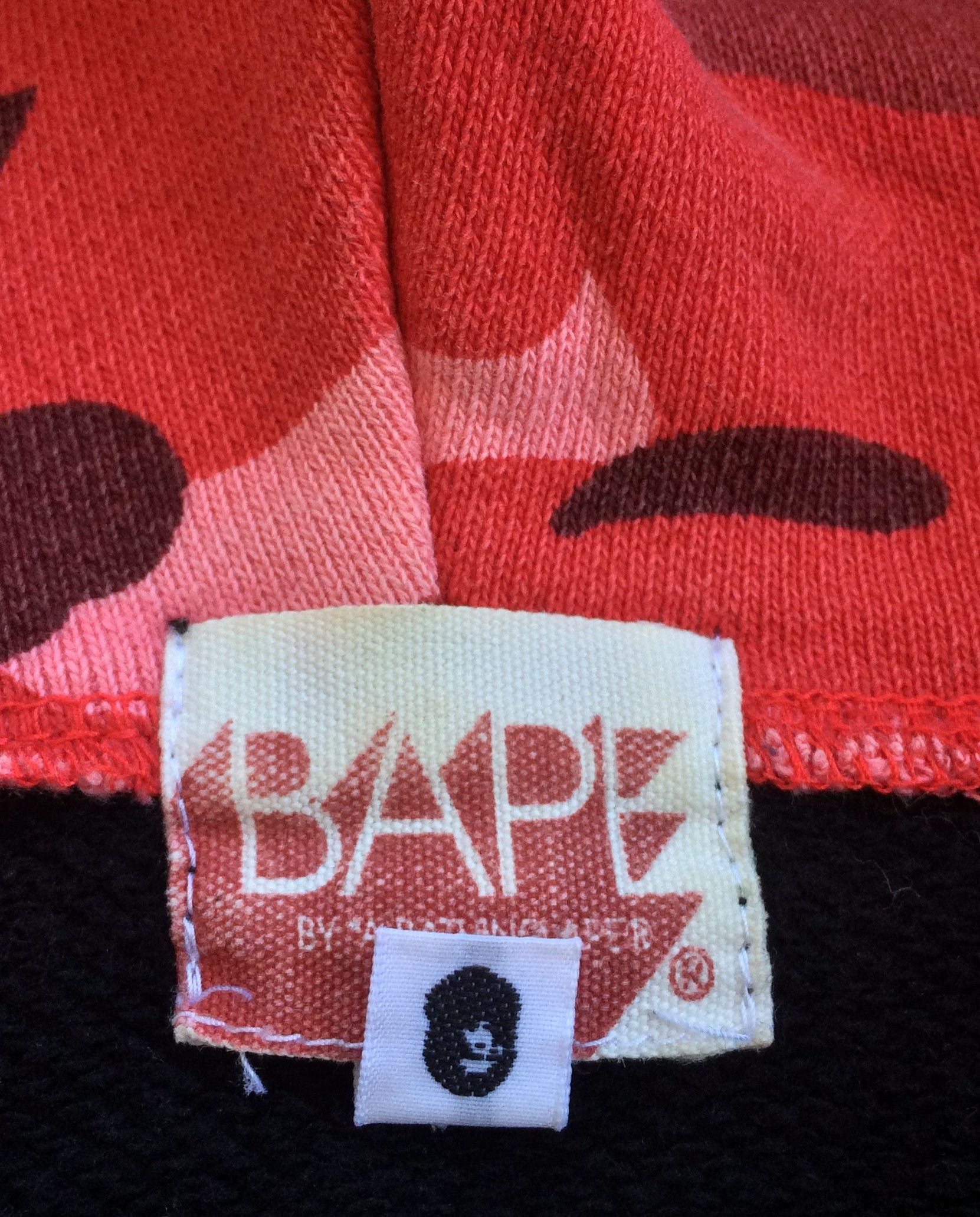 Bape S/S 2006 Bape Red Camo Black Shark Hoodie Size US L / EU 52-54 / 3 - 6 Thumbnail