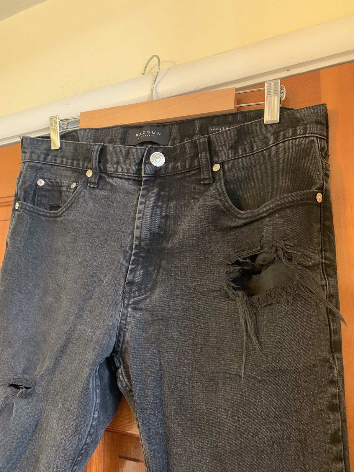 Pacsun *RARE* PacSun Premium Distressed Skinny Denim Jeans - 34x32 Size US 34 / EU 50 - 2 Thumbnail