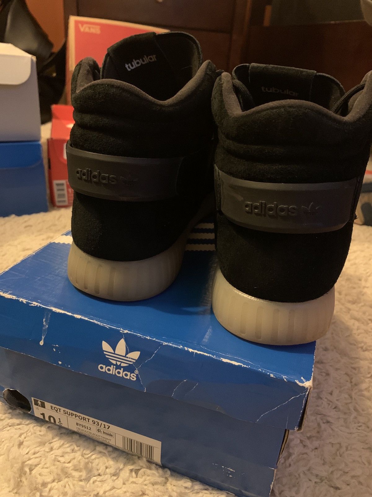 Adidas Adidas Tubular High Tops Size US 10.5 / EU 43-44 - 4 Thumbnail