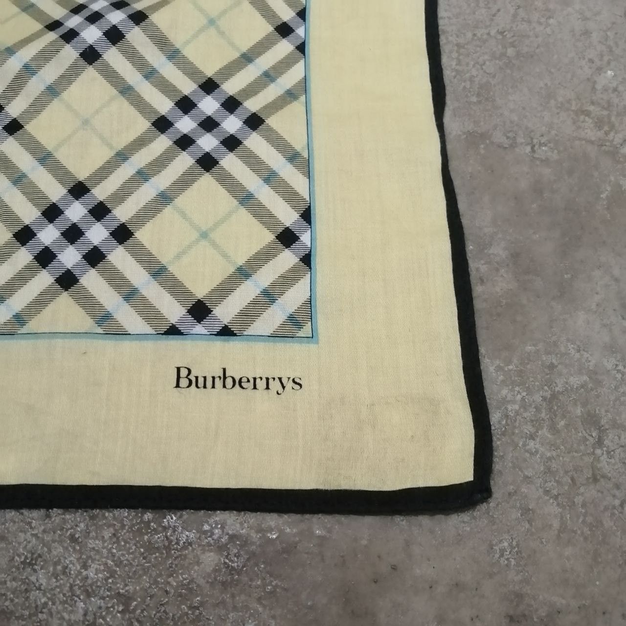 Burberry 🔥2 Burberry London Nova Check Bandana/Handkerchief Size ONE SIZE - 4 Thumbnail