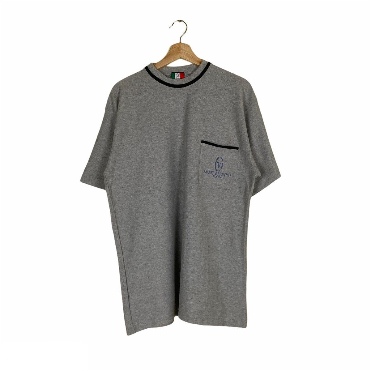 Valentino × Vintage Gianni Valentino Roundneck Single Pocket Tshirt Size US M / EU 48-50 / 2 - 1 Thumbnail