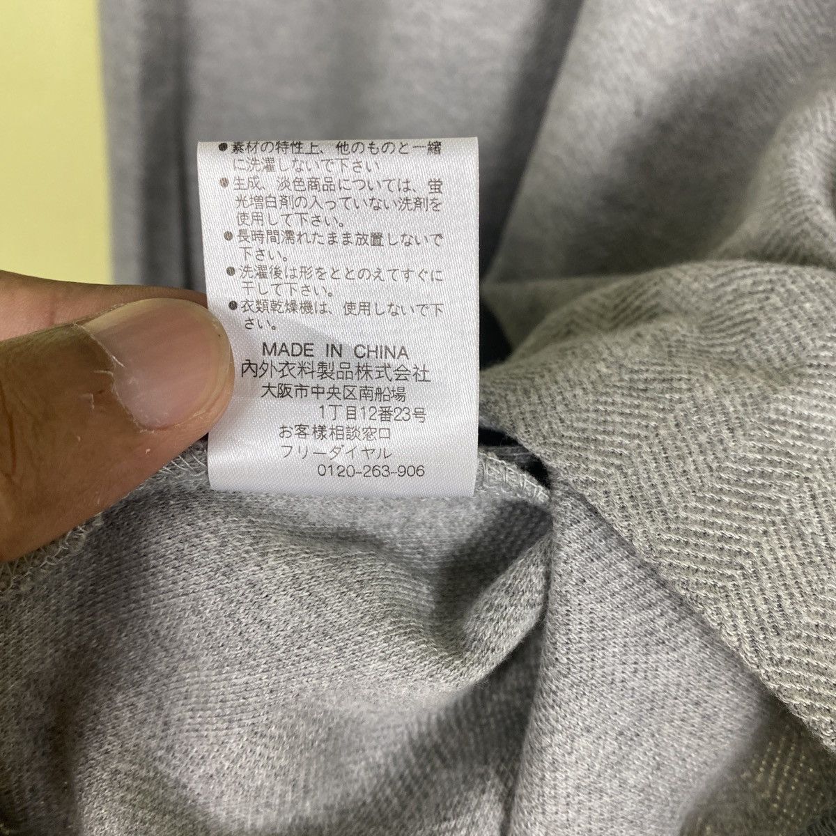 Valentino × Vintage Gianni Valentino Roundneck Single Pocket Tshirt Size US M / EU 48-50 / 2 - 9 Thumbnail