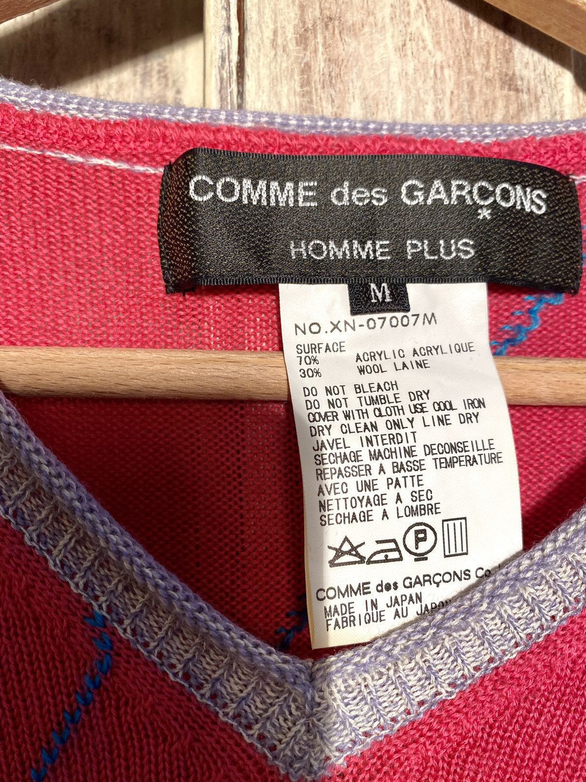 Comme des Garcons Comme des garçons homme plus M fuchsia argyle printed knit Size US M / EU 48-50 / 2 - 3 Thumbnail