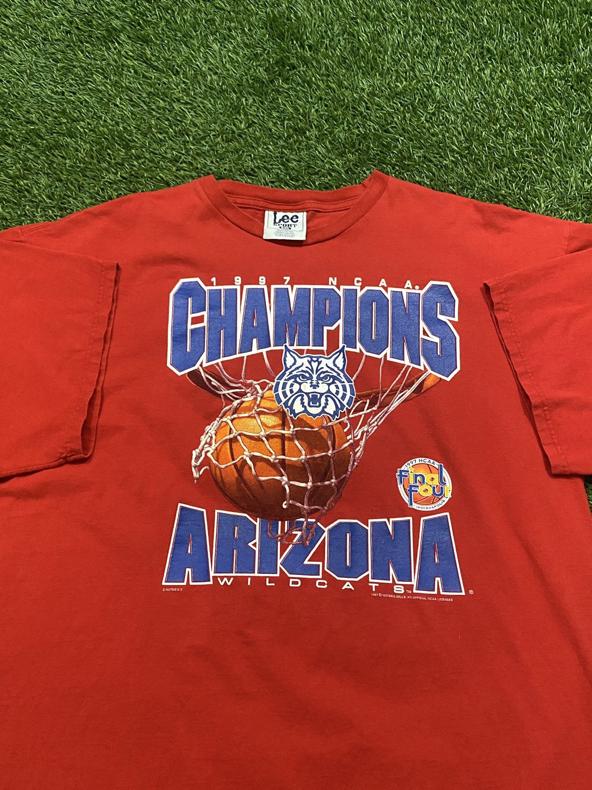 1997 Arizona Wildcats NCAA Champs 90s Tee Shirt by Lee Sport