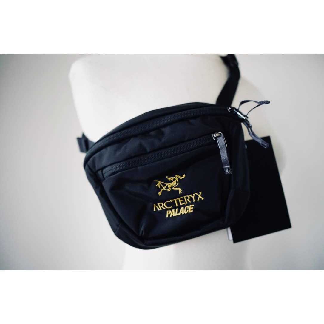 Palace Arc'teryx Palace Mantis 1 Waistpack | Grailed