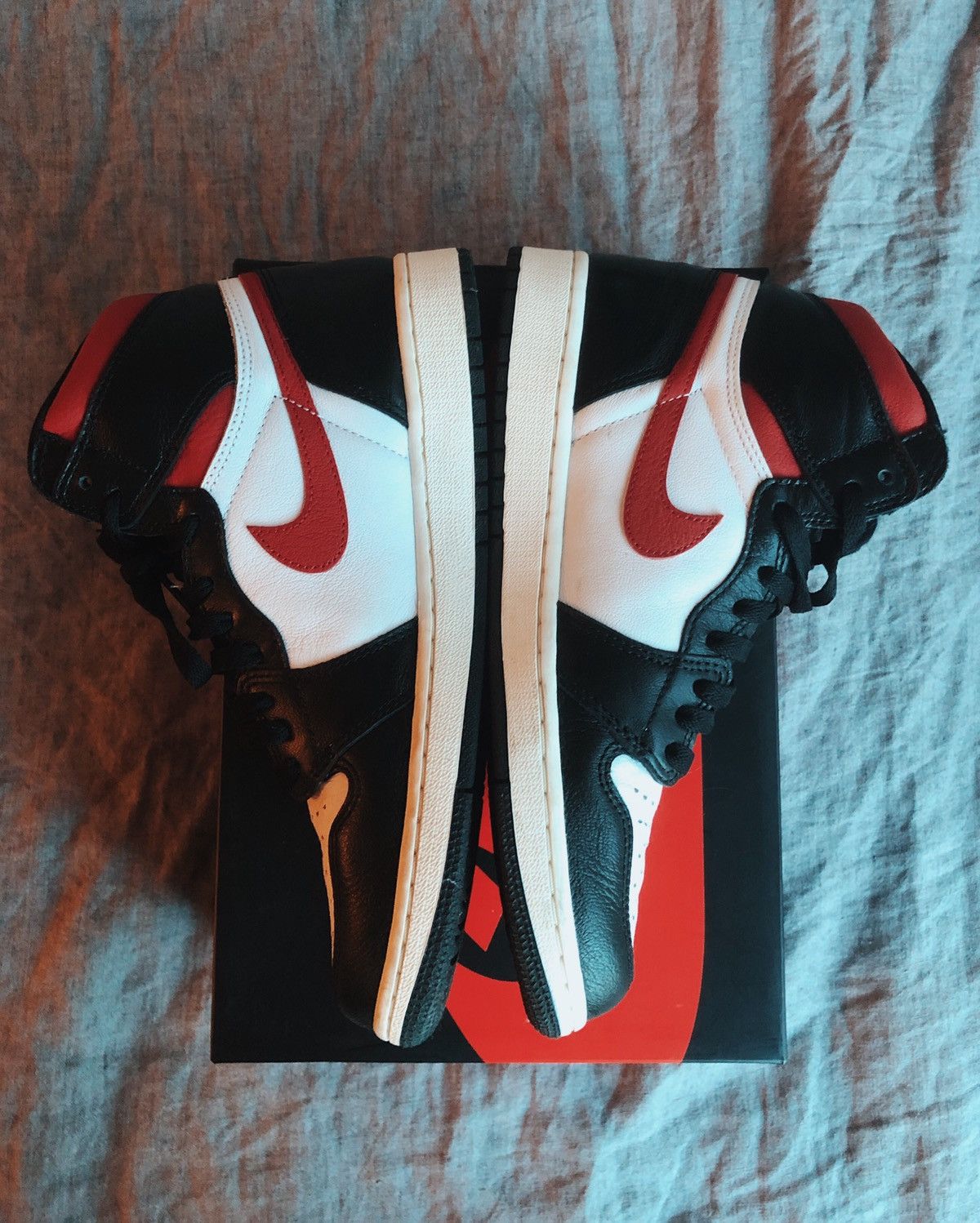 Nike Air Jordan 1 High OG (Gym Red) Size US 8.5 / EU 41-42 - 3 Thumbnail