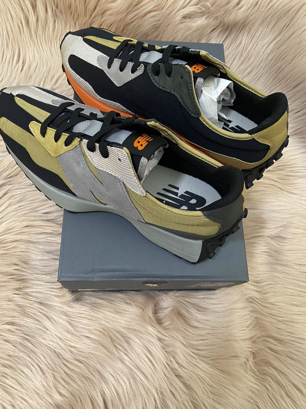 New Balance Newbalance medium moyen size 8.5 Men s Grailed