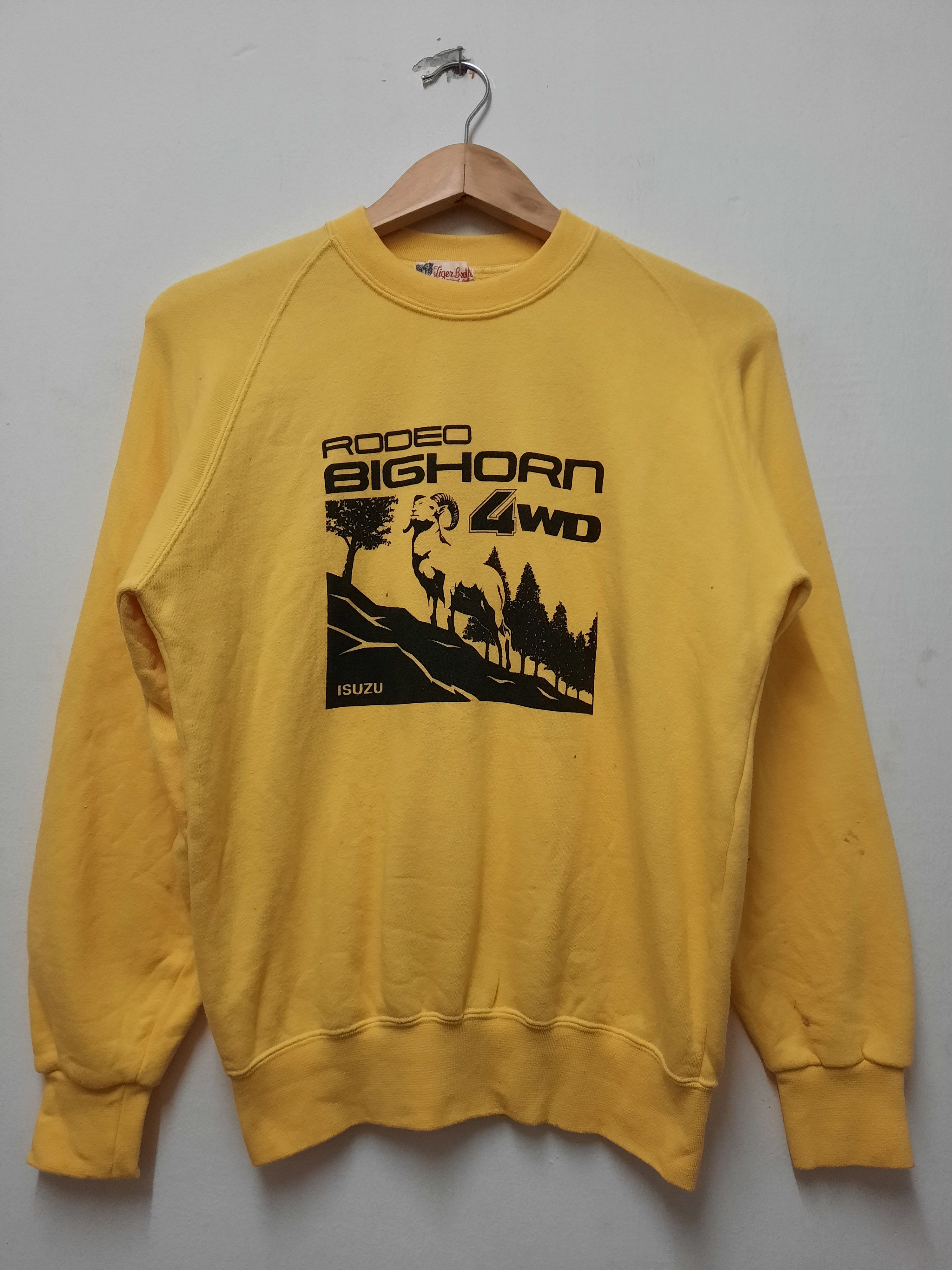 Japanese Brand VINTAGE ISUZU RODEO BIGHORN 4WD CREWNECK Size US S / EU 44-46 / 1 - 1 Thumbnail