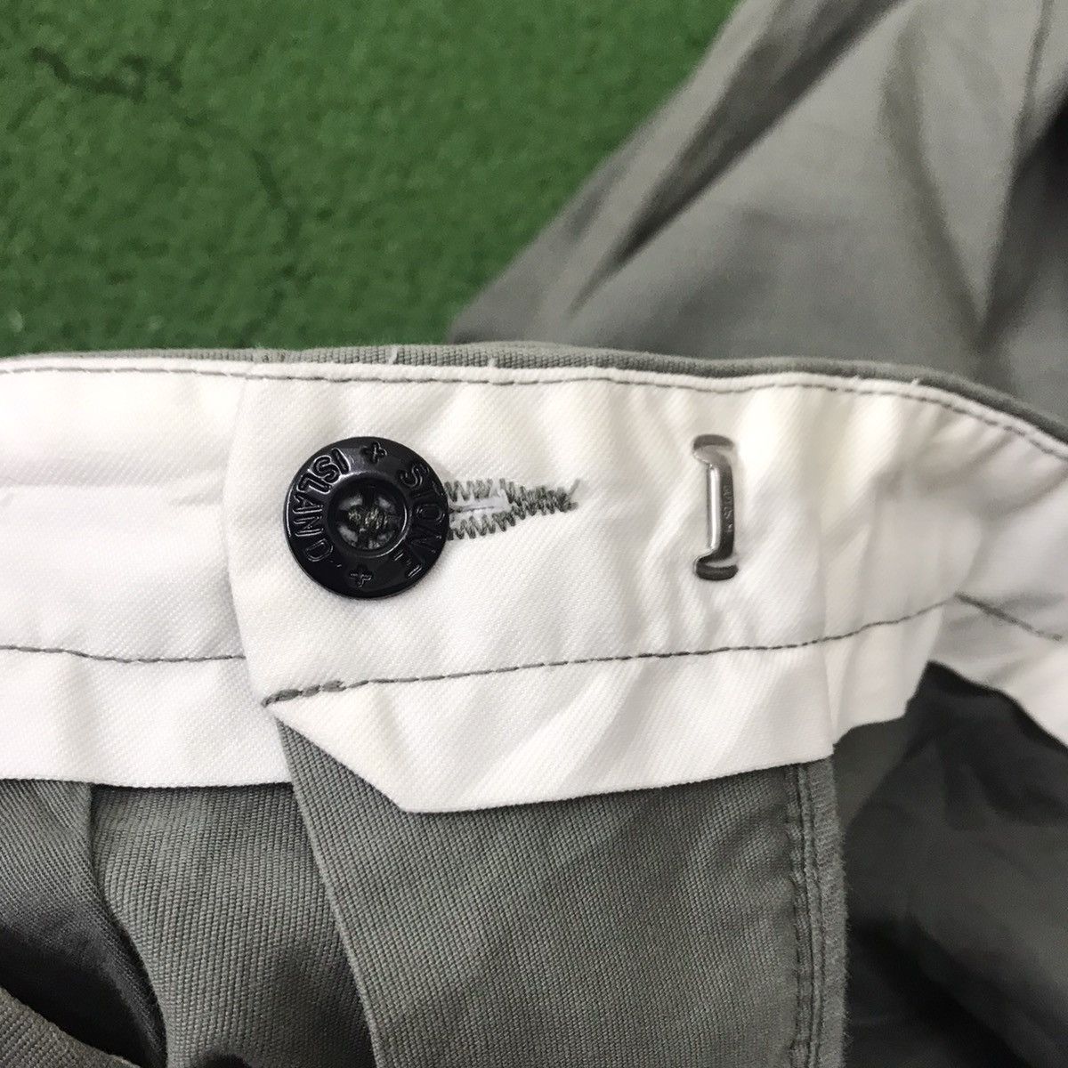 Stone Island Stone Island Trouser Slim Fit Army Green ‘1939355 Size US 33 - 14 Thumbnail