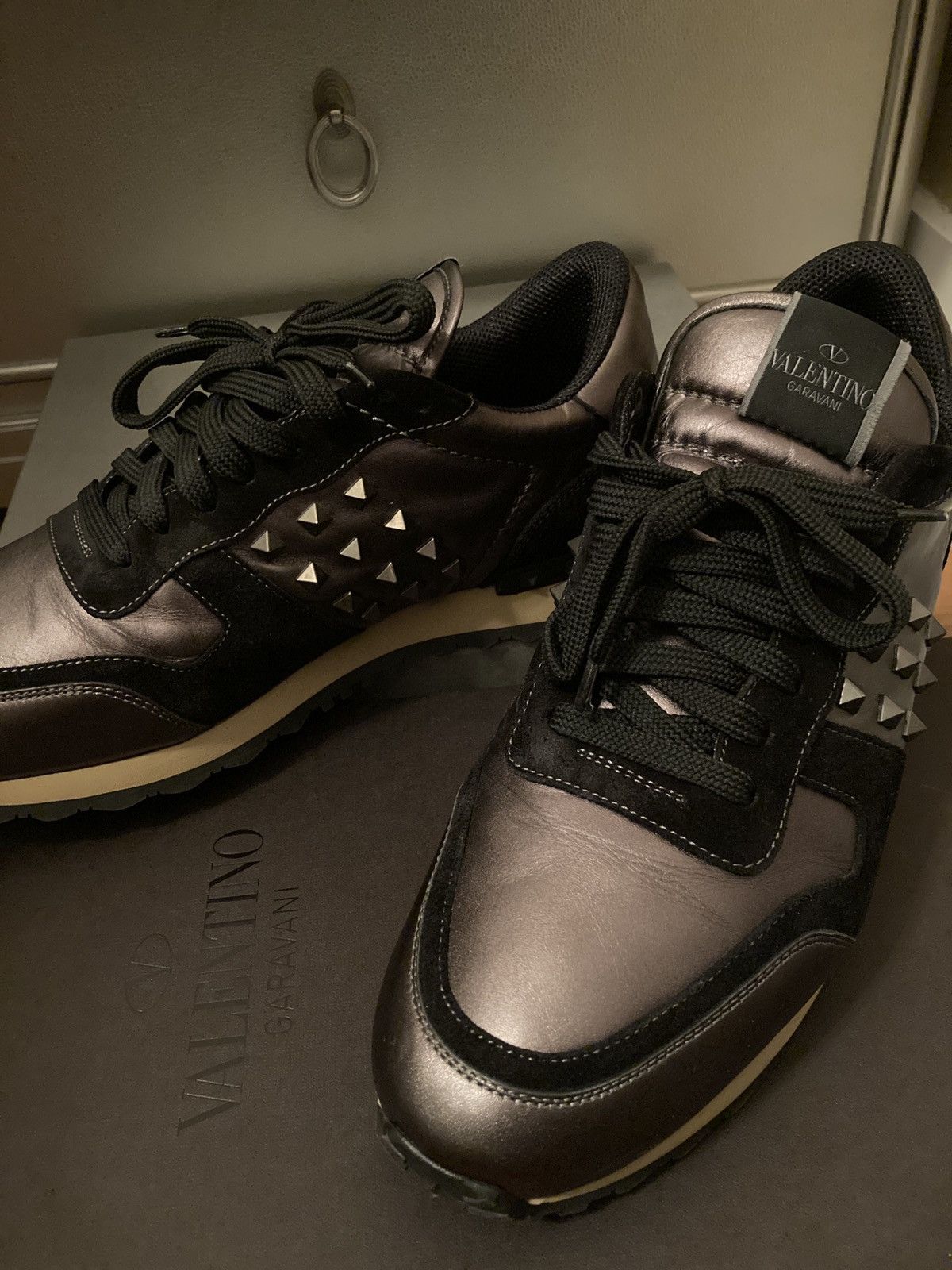 Valentino Valentino Garavani Rockrunner Sneakers Size US 11 / EU 44 - 2 Thumbnail