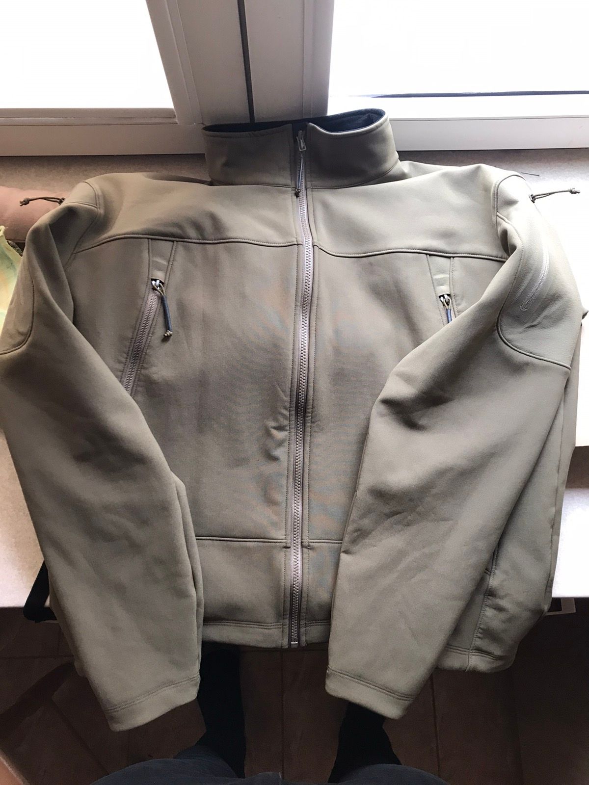 超歓迎された Arc'teryx Leaf jacket bravo ミリタリージャケット 