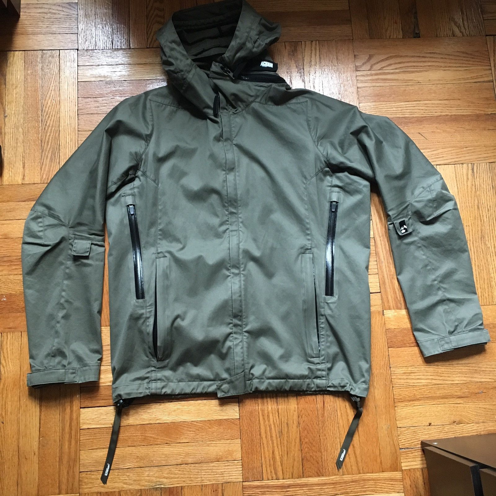 Acronym E-j23 | Grailed