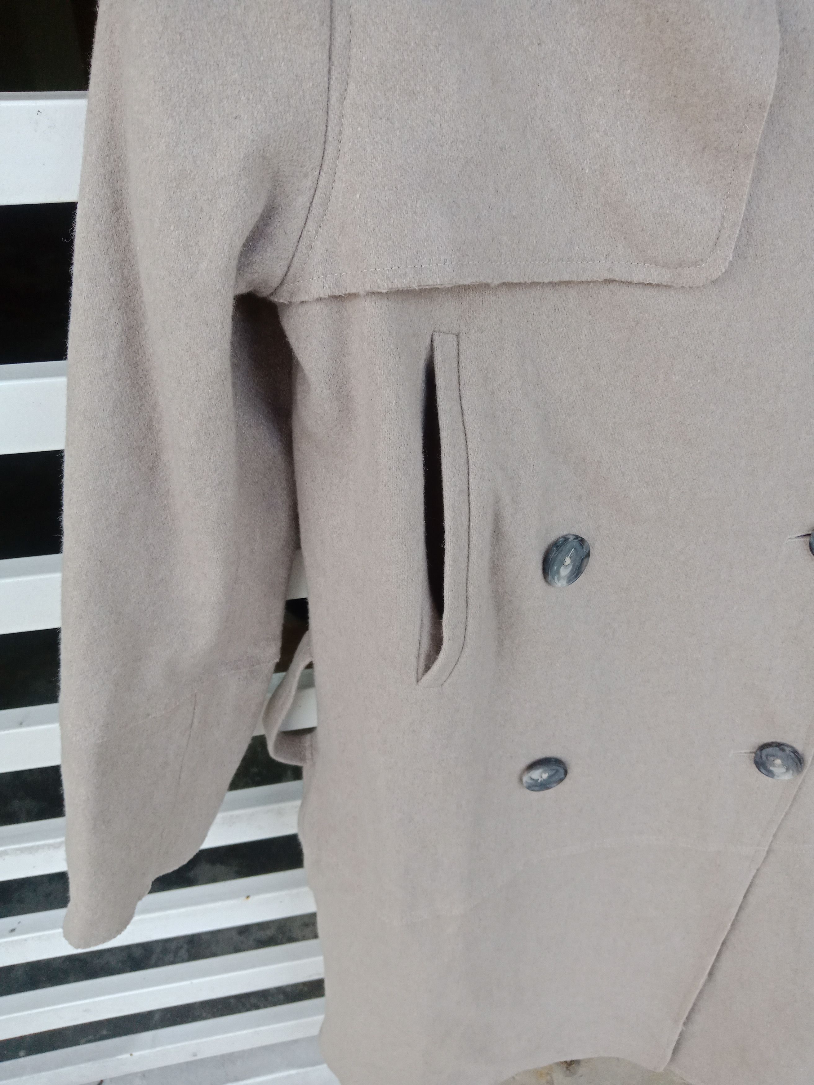 Acne Studios Acne Studios AW12 Cary Raw Paw Double-Breasted Wool Coat Size US M / EU 48-50 / 2 - 7 Thumbnail