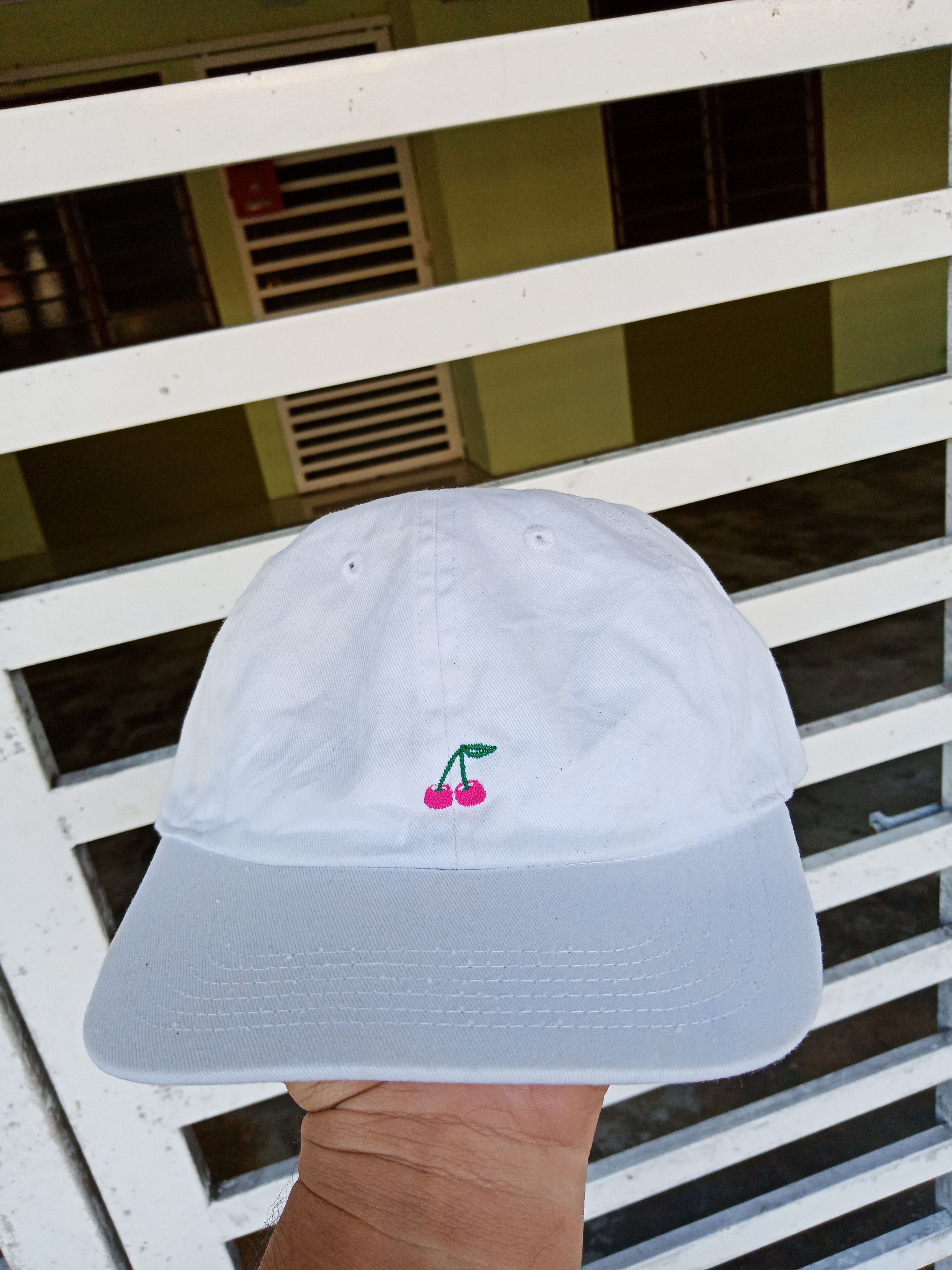 Milkfed X Newhattan Cherry Free Size
